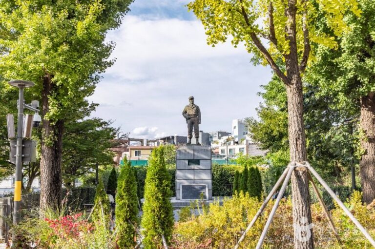 [예스키즈존] 존비코올터장군상