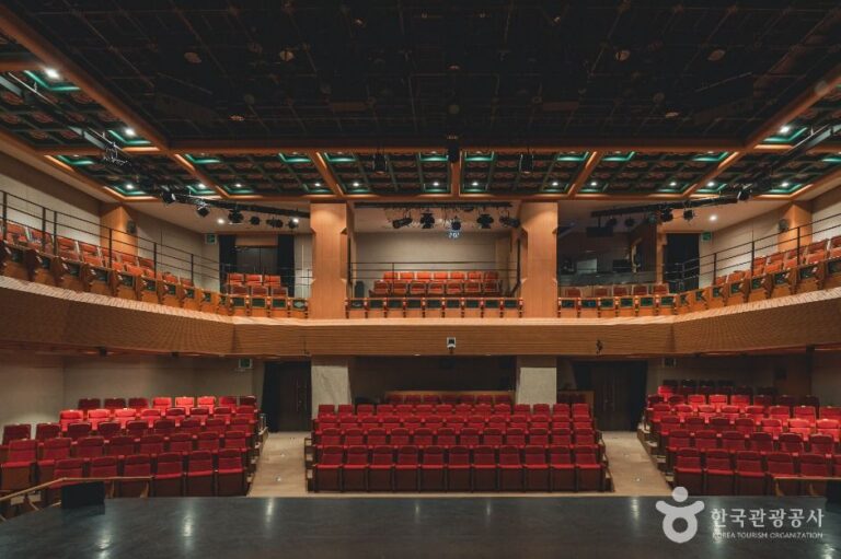 [예스키즈존] 한국문화의집