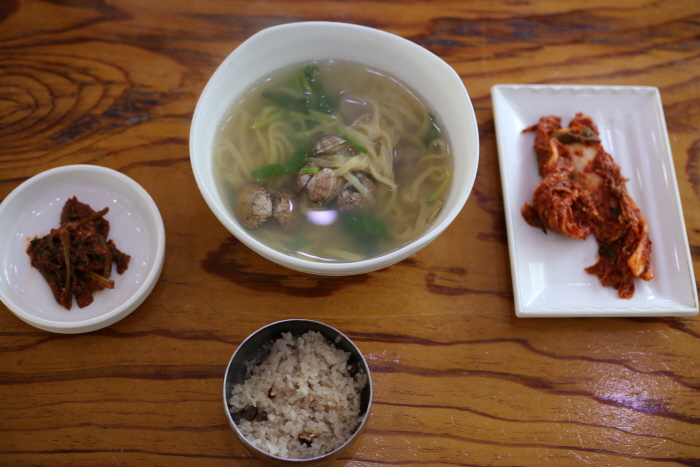 [예스키즈존] 김강심 칼국수