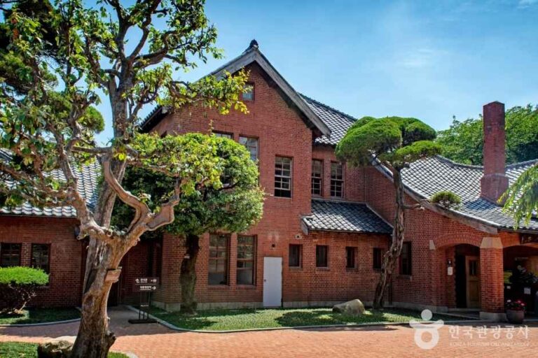 [예스키즈존] 임시수도기념관