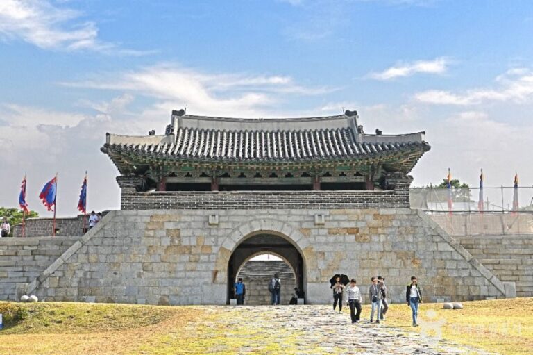 [예스키즈존] 창룡문