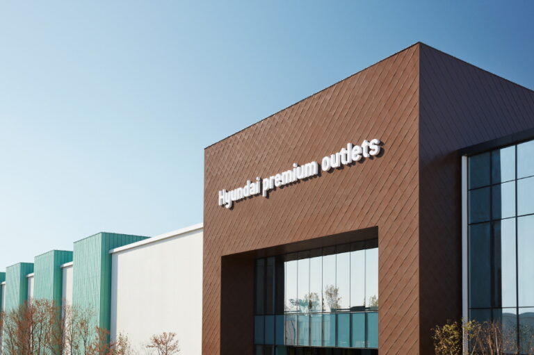 [예스키즈존] 현대프리미엄아울렛 SPACE1