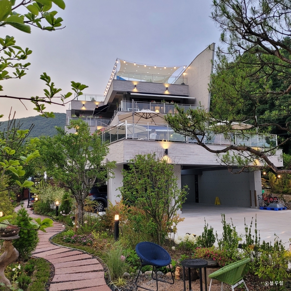 yeskids 1776457102 149 예스키즈존 탐험대 : 실패 없는 육아여행