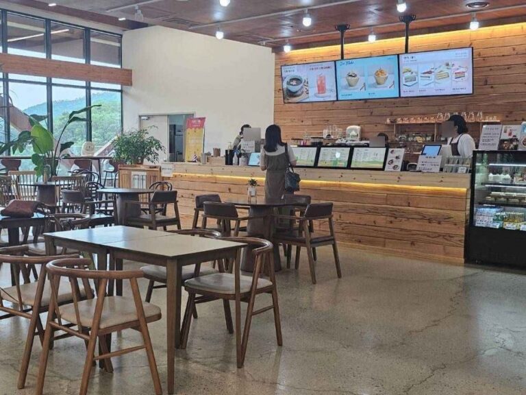 [예스키즈존] 영흥수목원 카페 버터플라이