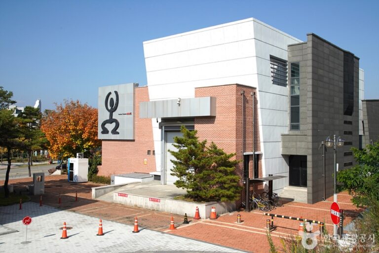 [예스키즈존] 춘천문화예술회관