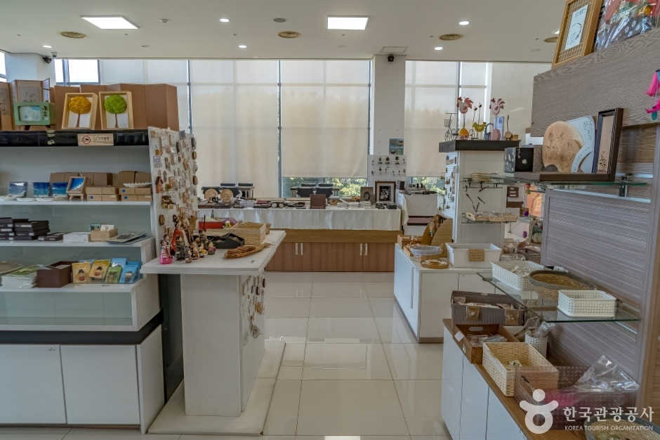 yeskids 1776975712 610 예스키즈존 탐험대 : 실패 없는 육아여행