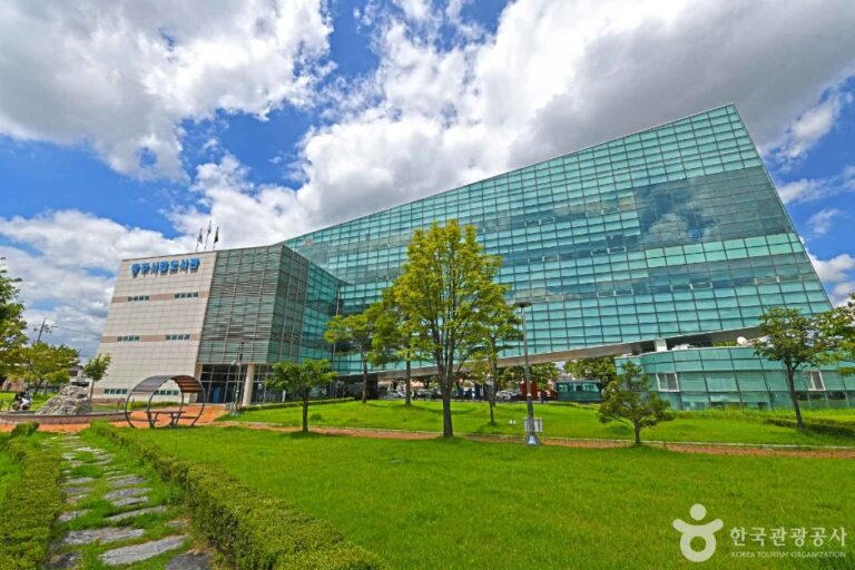 [예스키즈존] 충주시립도서관