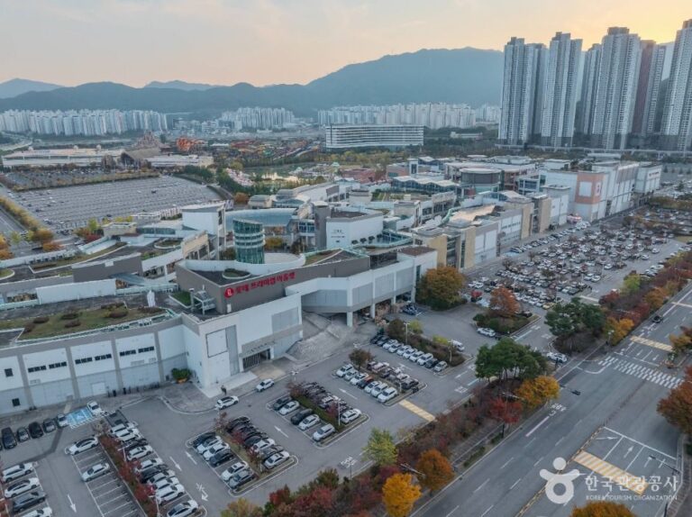 [예스키즈존] 롯데프리미엄아울렛 김해점