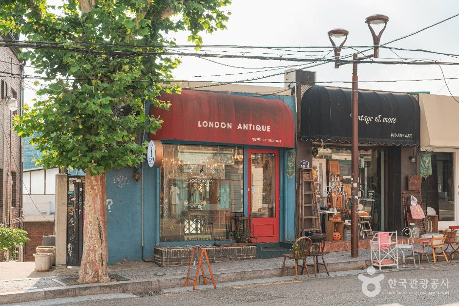[예스키즈존] 이태원 앤틱 가구거리
