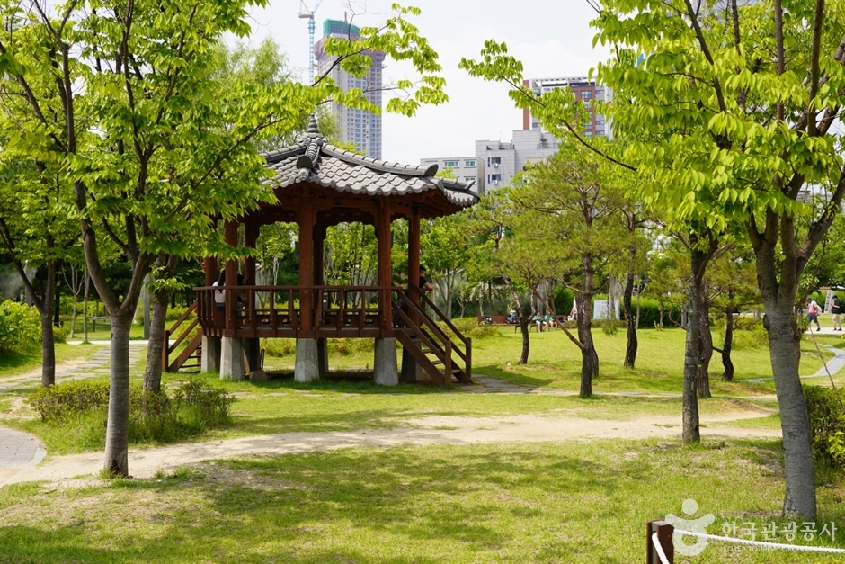 [예스키즈존] 역전근린공원